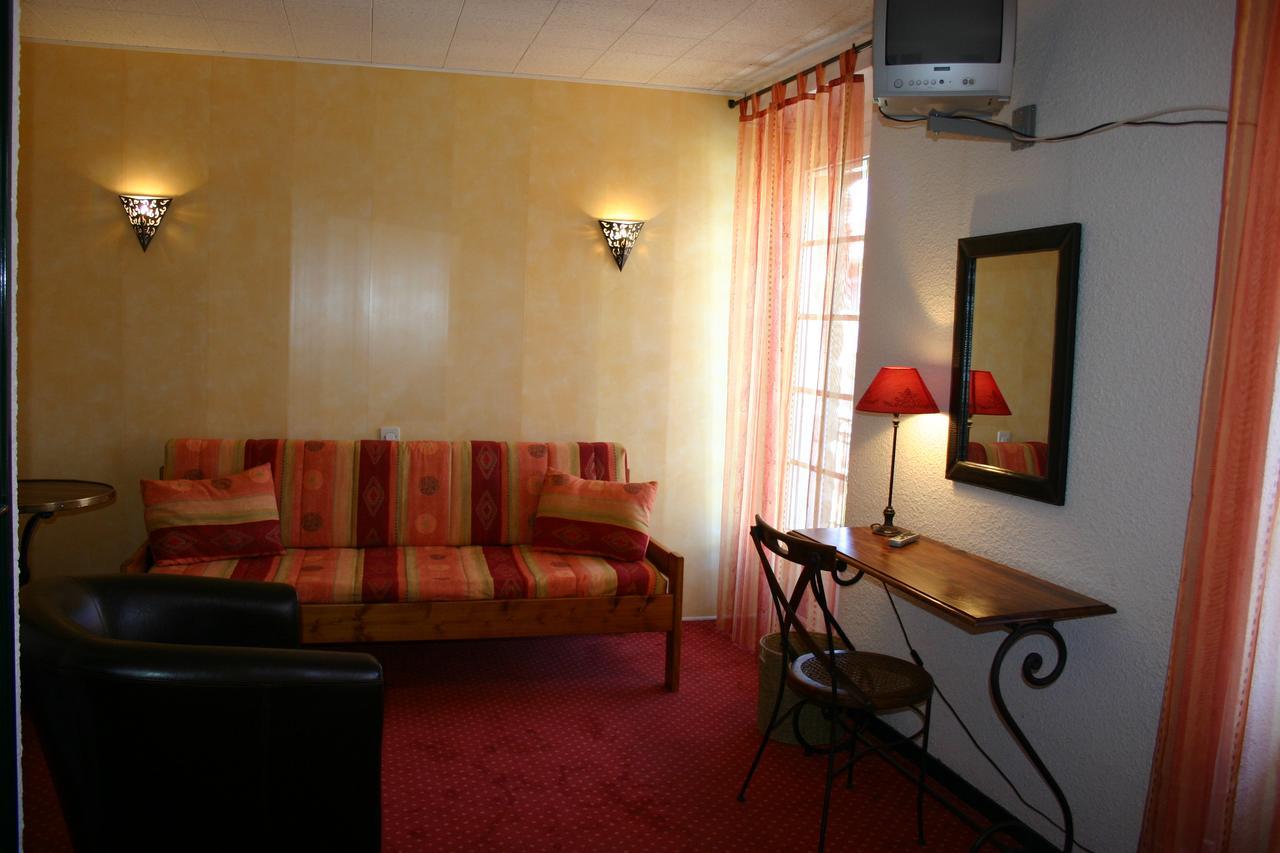 Le Ponant Hotel Pradelles Luaran gambar