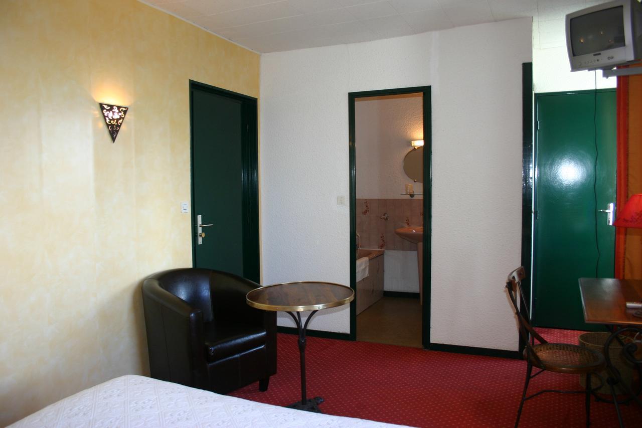 Le Ponant Hotel Pradelles Luaran gambar