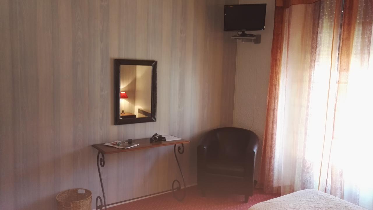 Le Ponant Hotel Pradelles Luaran gambar